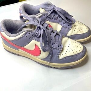 Nike Dunks
